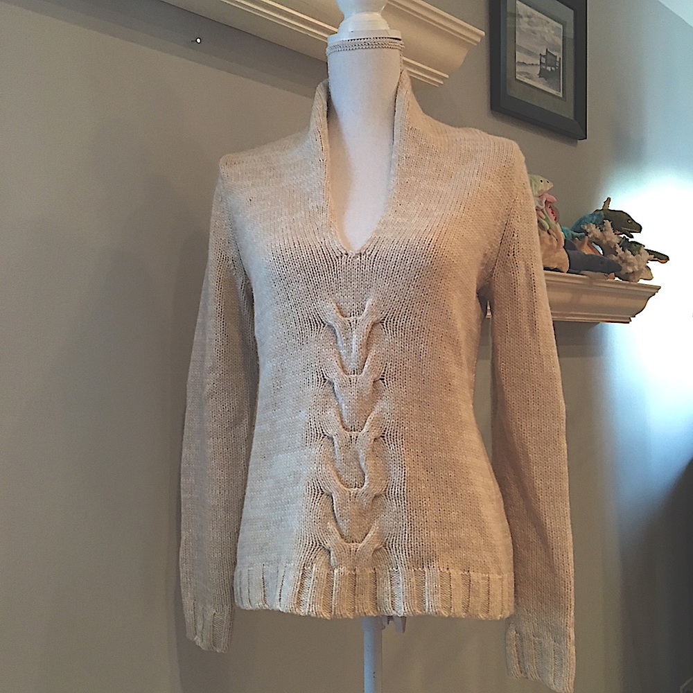 Banana republic knit v neck sweater size Med